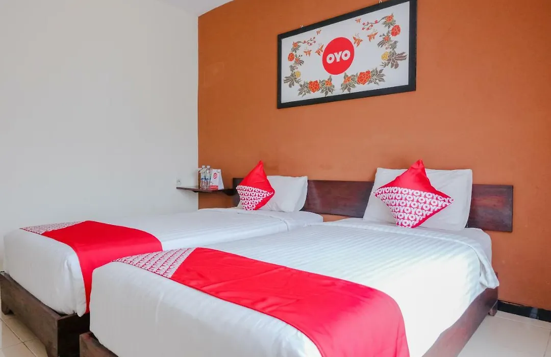 Oyo 365 Tya Family Residence Syariah-1